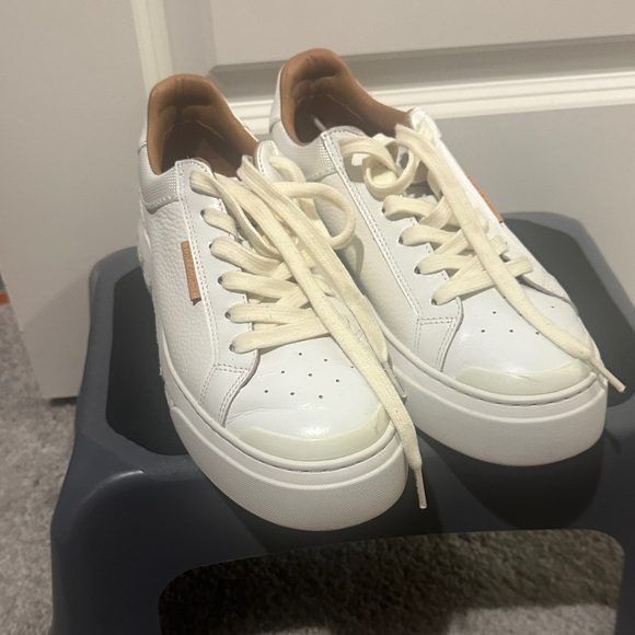 Tory Burch White Leather Sneakers with Tan Accents - Picture 3 of 5
